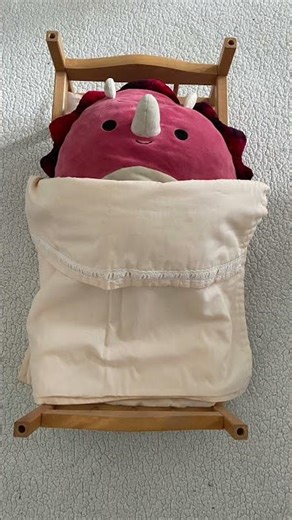 Dan plays geometry dash