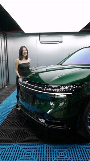 AutoBuzz.my 中文 | 买新车第一件事，当然是protection first啦！ 马来西亚的太阳可不是开玩笑的，如果有意安装防晒膜的话，不妨看看Trapo Chroma TInt，反射不吸收热量，所以摸起来不烫手，如果你每天在外开车，真的值得一看！ 还有啥好处？Duk下去看视频啦～... | Instagram