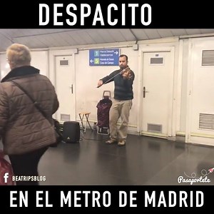 La canción de moda, El despacito de Luis Fonsi y Daddy Yankee, tocada en el Metro de Madrid con violín! #FoursideEvents #Musica #LuisFonsi #DaddyYankee #Eventos #Metro #Madrid | Fourside Events