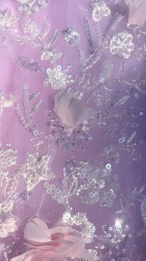 Prom Queen Elegance: A Stunning Celebration