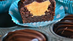 3M views · 424 reactions | These BUCKEYE BITES are perfect for the chocolate and peanut butter lovers in your life  RECIPE HERE ➡️ https://www.momontimeout.com/buckeye-bites-recipe/ | Mom On Timeout | Facebook