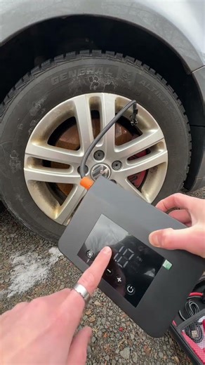 Hieha Portable Jump Starter with Air Compressor