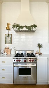 My kitchen cabinets are painted in Natural Cream by Benjamin Moore—a warm, timeless neutral that’s as versatile as it is beautiful! ✨ This space started as stock cabinets, but with retrofit doors, custom panels, and thoughtful details, we transformed it into something truly unique. I also mixed high and low price points to achieve a custom look without breaking the bank—because great design is all about balance! 🪴 From affordable finishes to splurge-worthy pieces, every detail works together to