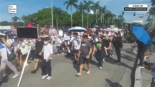 'Baha sa Luneta’ rally starts Students and members of various cause-oriented groups arrive at Rizal Park in Manila on Sunday, Sept. 21, to participate in the multi-sectoral rally denouncing massive corruption and demanding accountability from government officials. Former lawmaker Liza Maza, one of those who showed up early, said that politicians and government officials should be held accountable for their actions. VIDEOS BY POCHOLO CONCEPCION, ALLEN LIMOS | The Manila Times