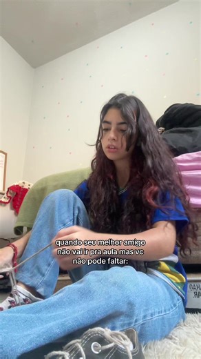 Vídeo de Beca do Beco (@becadobecoo) relacionado a aula