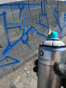 When it’s hot and you need to get your piece filled in fast, the Vortex Cali 55º really helps get it done fast. It uses a bit more paint than if you filled with something like a Transversal Fat, but it’ll get done twice as fast. Check out the next video going up today for more on this piece.