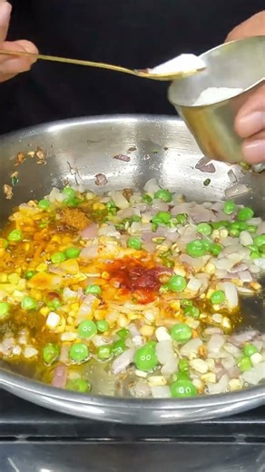 Masala Maggi ASMR Cooking #shorts #food #cook #asmr #recipe #indianasmrfood #maggi #viral #trending