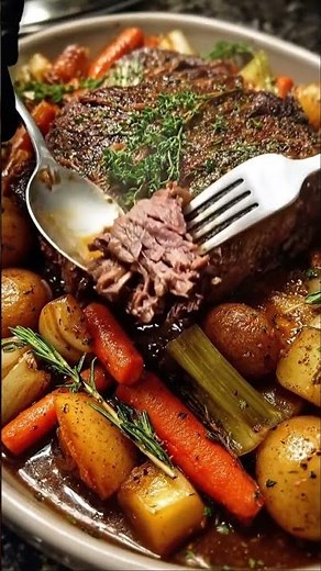 Slow‑Cooked Pot Roast with Vegetables