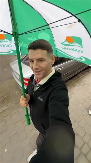 Dylan Lee Kenny on Instagram: "Sue update we still bestie I’m just in my Rihanna work work work era😂"