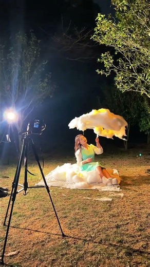 Master the Art of Atmospheric Photography: Light & Shadow Magic