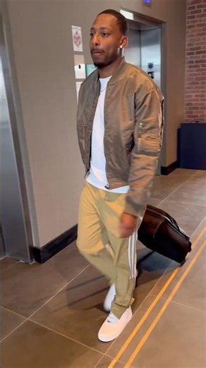 My Fans Asking Where I Been. I Been On The Road Doing Shows 💚 #DreDayTv