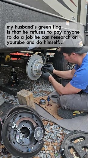 Full-Time RVer Green Flag