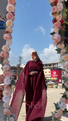 ابرزي أناقتك مع افضل فساتين SK4 ❤️‍🔥 مول الحمرا طابق الأرضي 📍