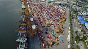 Space Farmers S01E01 ~ Food's New Frontiers