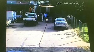 CAN YOU HELP? Police are searching for a man who they say attempted to abduct an 8-year-old girl in Emerald yesterday afternoon. The girl was sitting in a parked car at the back of a hotel on Clermont Street at around 4:50, when an unknown man approached her. Police say the girl screamed. She was not physically injured as a result of the incident. The man is described as being Caucasian in appearance, with a proportionate build and was last seen wearing a green t-shirt, dark shorts and sandals. 