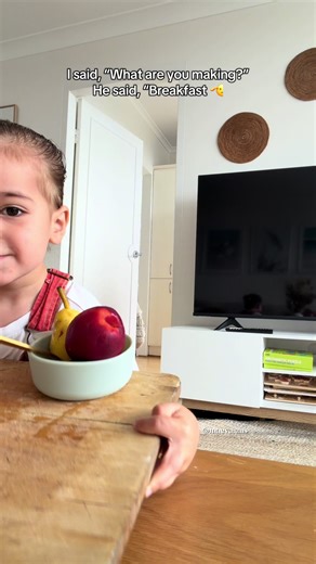 Delicious Fruit Porridge for Toddlers