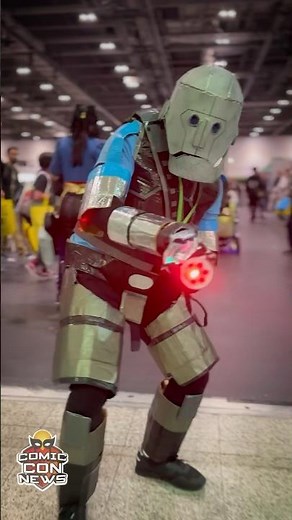 Unleashing the Robotic Heavy: Mann vs. Machine TF2 Cosplay Showcase!