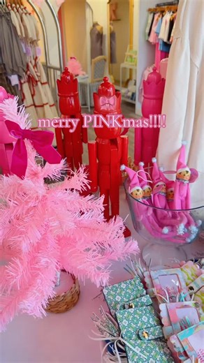 we know a thing or two about PINKMAS! 🤭🎀🩷 | Pink Poppy Shoppe Boutique & Home