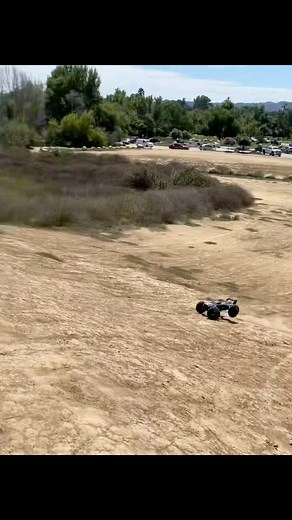 When you RC car has a mind of its own #fall #ouch #stunts #professional #RC #rccars | Boogie Stylez | Facebook