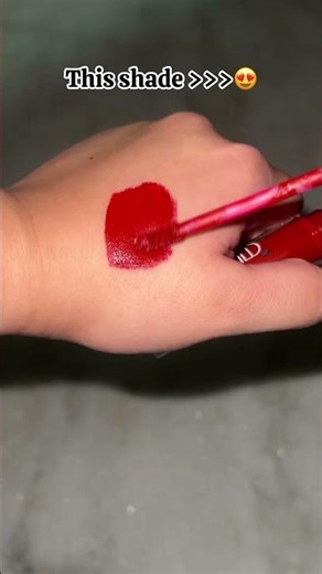 This red lipstick is PERFECT… almost😳💄 Would you wear this even if it smudges?👀