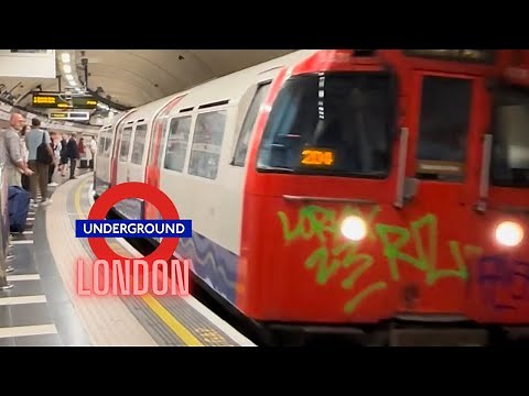 London Underground walk - Waterloo Station to King’s Cross St. Pancras Station