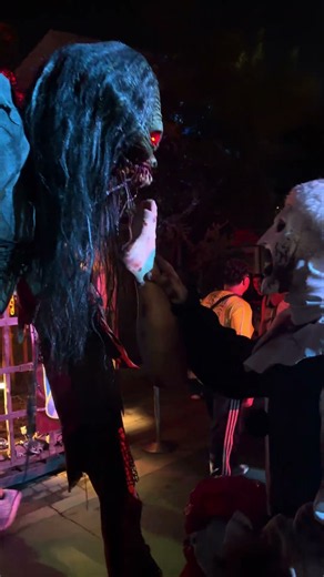Art the clown has a new pet monster!