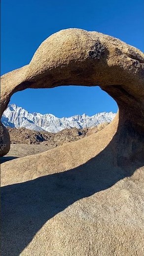 Mobius Arch Winter Hike | Fresh Snow, Clear Skies & Stunning Sierra Nevada Peaks ❄️