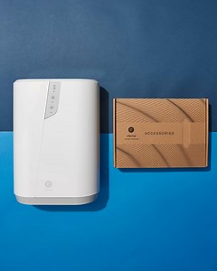 Open up clean, fresh water for the whole family! 💧 The #NeweSpring Water Purifier with Diverter kit includes: 💧 eSpring Water Purifier 💧 eSpring e3 Carbon Filter 💧 Faucet Diverter 💧 Diverter tubing 💧 Tube inserts 💧 Faucet adapters 💧 Tube retainer clips 💧 Cable Ties 💧 Power Adapter 🇭🇰 The New eSpring is now available in Hong Kong, stay tuned for future market launches! #Amway #AmwayLife | Amway