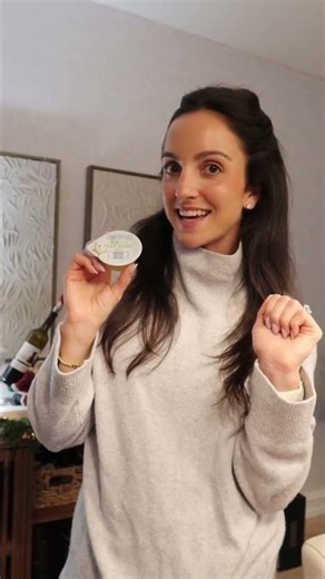 Day 17 is here and we're unboxing Winter Pear-adis.