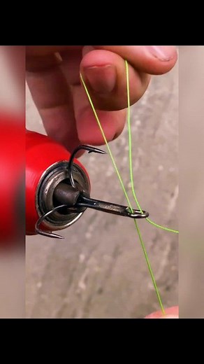 401K views · 1.2K reactions | Chinese technique I learned for tying a treble hook #technique #DIY #tools #tips #ideas | cleaning it | Facebook
