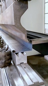 Discover Precision Sheet Metal Bending & Forming with HARSLE! 🌟 At HARSLE, we are committed to providing exceptional sheet metal bending and forming solutions tailored to your unique needs. Our advanced press brake machines ensure high precision and efficiency, offering you the perfect results every time. 🔧 Key Features of Our Press Brake Solutions: Superior precision and accuracy User-friendly interface for easy operation Robust construction for long-lasting performance Customizable options t