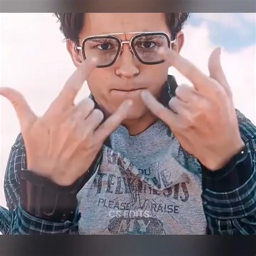 Peter Parker destroys drones 🤯 #spiderman #peterparker #trending