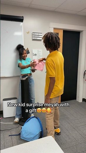New Kid Surprises Meyah behind Torey Back😳🥰#couple #relationshipdrama #eliunique