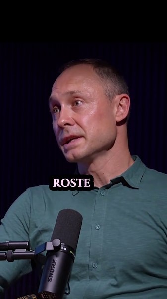 Proč s věkem roste riziko úniku moči? 🤔 ✅ Vaječníky sou zodpovědné za produkci estrogenů, ale s věkem jejich funkce klesá ✅ Estrogen je nezbytný pro kvalitu a sílu tkání v malé pánvi ✅Když estrogeny nejsou, svaly a fascie začínají ochabovat a to vede k vyšší pravděpodobnosti inkontinence #inkontinence #mocovainkontinence #inkontinenceřešení #inkontinencebezstudu #unikmoci