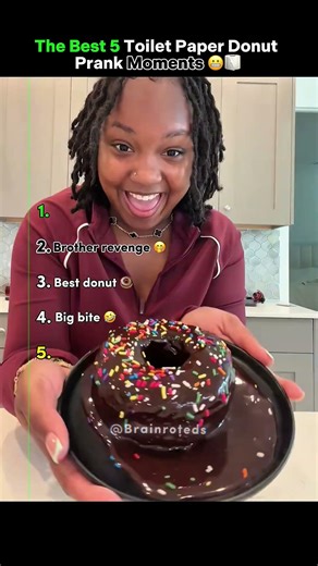 The Best 5 Toilet Paper Donut Prank Moments (People Got TRICKED!) 😱🧻