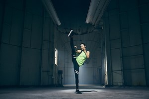 UNDER ARMOUR 致敬女性運動家  全球同步 #UNLIKEANY“不可比妳”