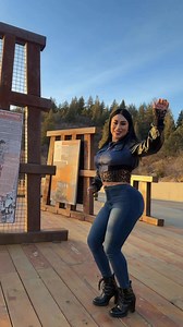 #NOTENGOLOSDERECHOSDEAUTORDELAMUSICADEFONDO | Ruby Guzman