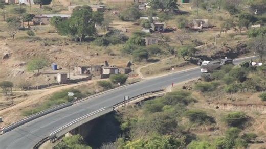 N2 Pongola lzusa Carrier's Transmac Volvo 520 #Transport #Logistics