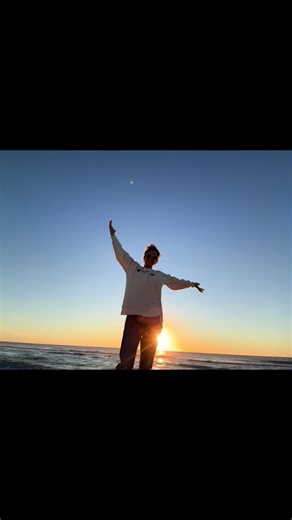 artc711 (@artc711)’s videos with Public Service Announcement (Interlude) - JAY-Z