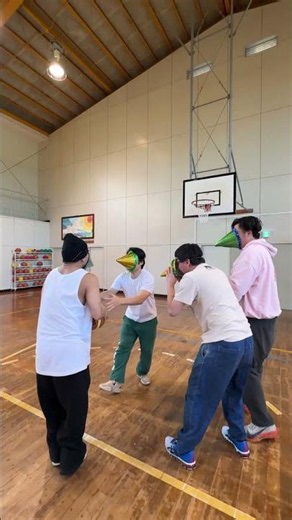 Shoot hoops with restricted vision!