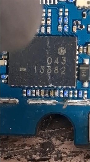 “How to Remove an IC Chip from PCB 🔥 Easy Method”