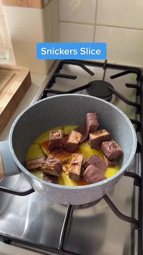 Easy Snickers Slice Recipe