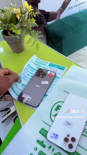 Faye Apple Service in Keur Massar: Expert Repairs