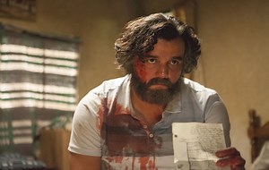 ‘Narcos’: Go Behind The Scenes On The Pablo Escobar Death Scene
