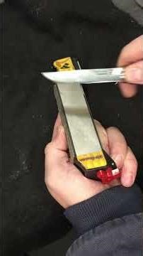 Sharpening an Opinel No.8 on the Work Sharp Field Sharpener. #knifeskills #amsr #relaxing #calm