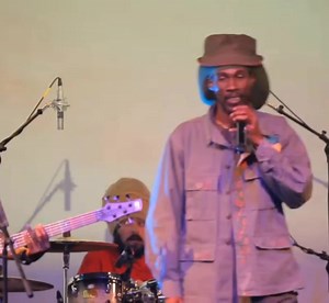 1.9K views · 78 reactions | Knowledge of history. Wisdom. Word play. All in one tune, "Love Right" by Midnite / Akae Beka. Source: https://youtu.be/wkhGWgl3ZjE #rootsreggae #Reggae #WADADA #AkaeBeka #midnite #LoveRight | Irie Roots Reggae Reviews | Facebook