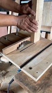 173K views · 959 reactions | Membuat Purus kayu dengan Mini Table Saw // Woodworking Trick #woodworking #diy #alat #alatsederhana #tips #tipsandtricks #skills #techniques #handtools | Diy Woodworking | Facebook