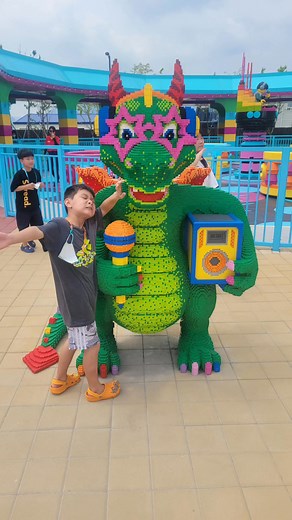 Rob Anderson on Reels