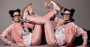 The hilarious Megan Mullally (Will & Grace, Parks & Recreation) has landed in Australia with her quirky cover band Nancy And Beth! What do you get when you mix synchronised singing, doubled dance moves and twinning tracksuits? A comedic musical delight that is not to be missed: http://bit.ly/2MfLdz5 | Sydney Opera House