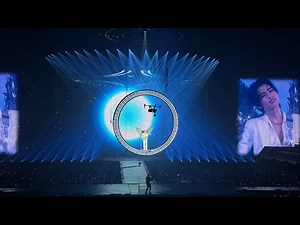 [Solo Stage] AA Bus - Unbreakable Love [周興哲 Eric Chou] | The 1st Concert LIGHT THE WORLD | DAY2